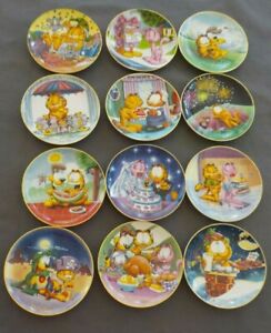 Danbury Mint GARFIELD Month Calendar 12 Plate Only Set A3305 Jim Davis