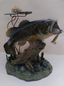 Danbury Mint Backwater Bass   Large Mouth Bass Fish Sculpture George Kruth Fish
