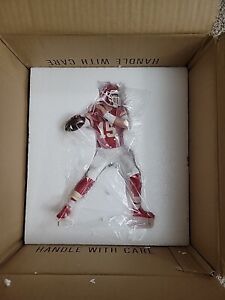 Patrick Mahomes The Danbury Mint  Sculpture