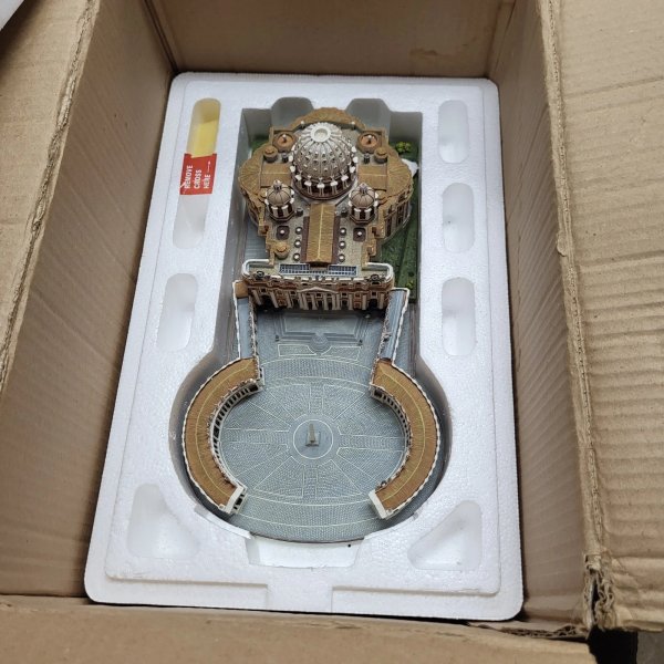 Vatican City State St. Peter's Basilica Diorama Danbury Mint In Box