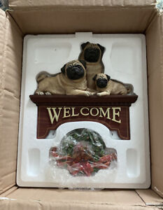 Danbury Mint PUG WELCOME SIGN with Christmas Wreath In Mint Condition W/ Box.