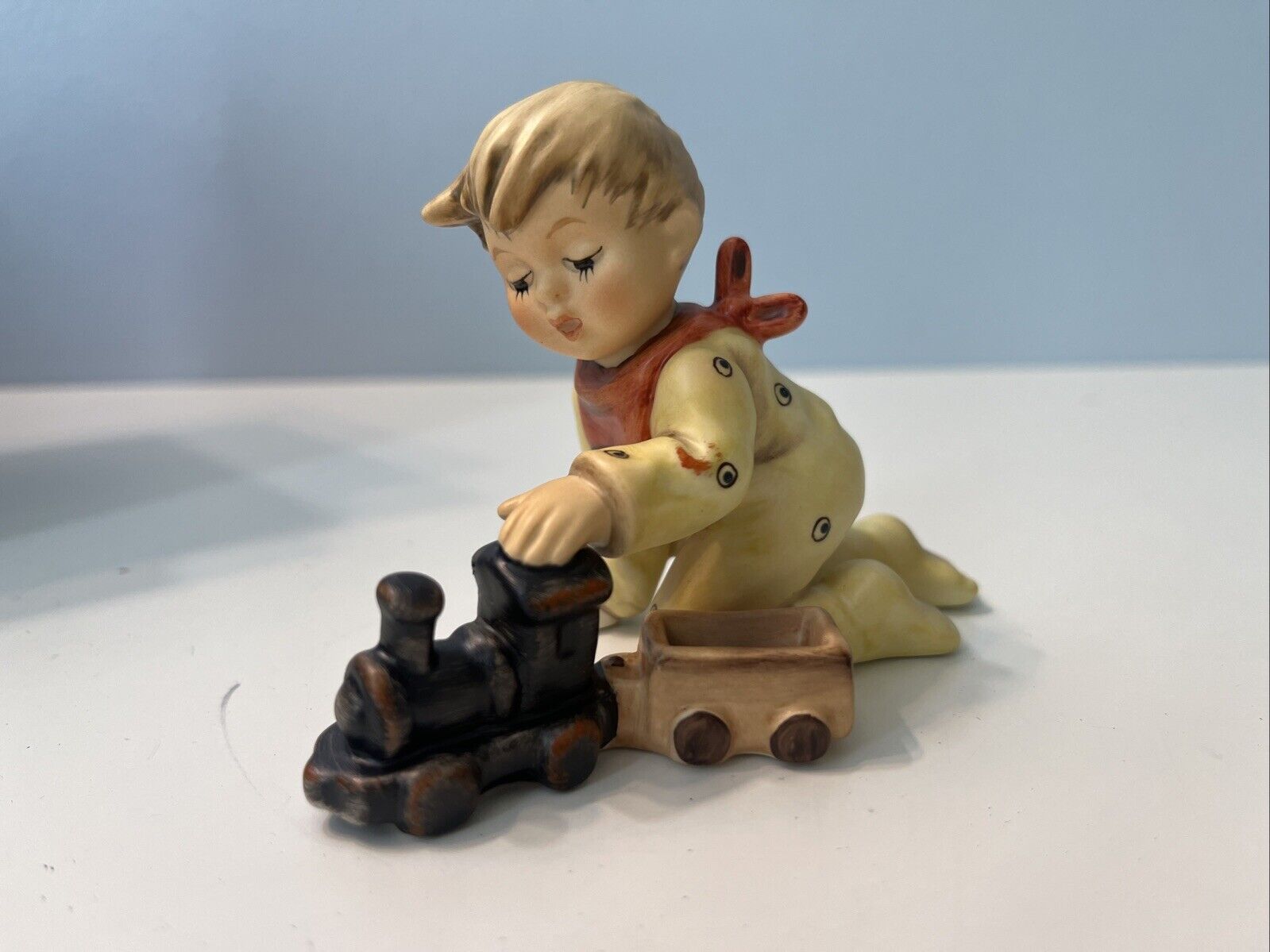 Hummel Figurine Playtime Express 1999 Goebel 2112/D Danbury Mint Figure in Box