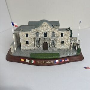 Danbury Mint THE ALAMO Building Replica San Antonio Texas Sculpture Souvenir