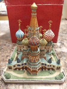 Danbury Mint St. Basils Cathedral Red Square Moscow Russia Statue