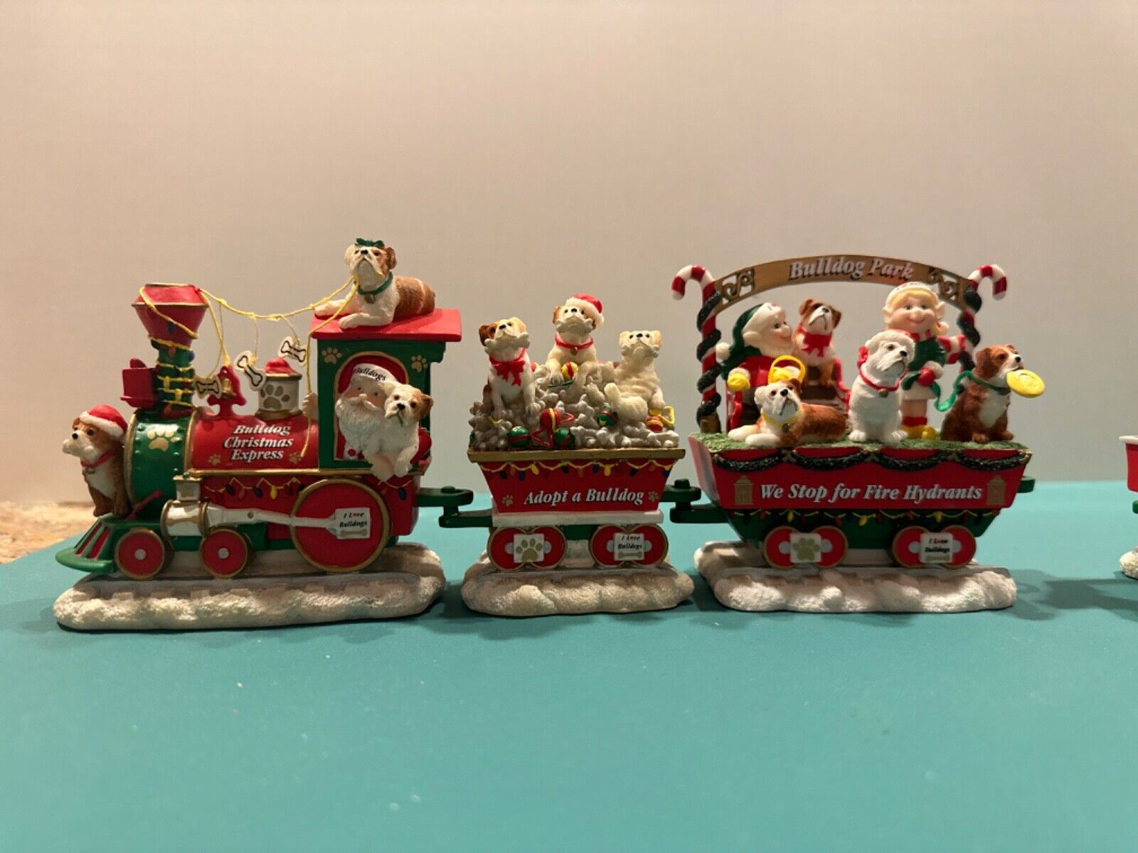 Danbury Mint Bulldog Christmas Tree &  Train Six Pieces Holiday Decor RARE