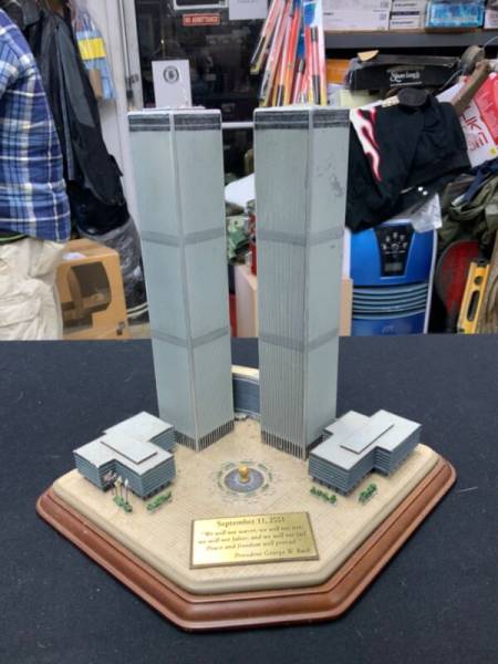 Danbury Mint Twin Towers Commemorative Sculpture, World Trade Center