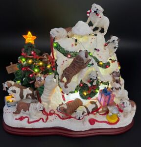 TRULY RARE Retired Vintage Lighted Danbury Mint Bulldog Christmas Doghouse WORKS