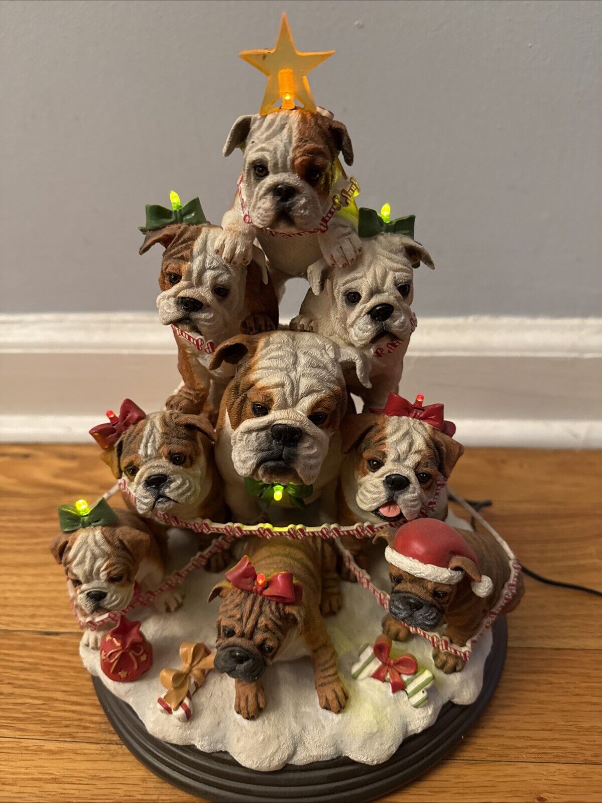 Danbury Mint Bulldog Family Christmas Tree Discontinued Rare Excellent Condition