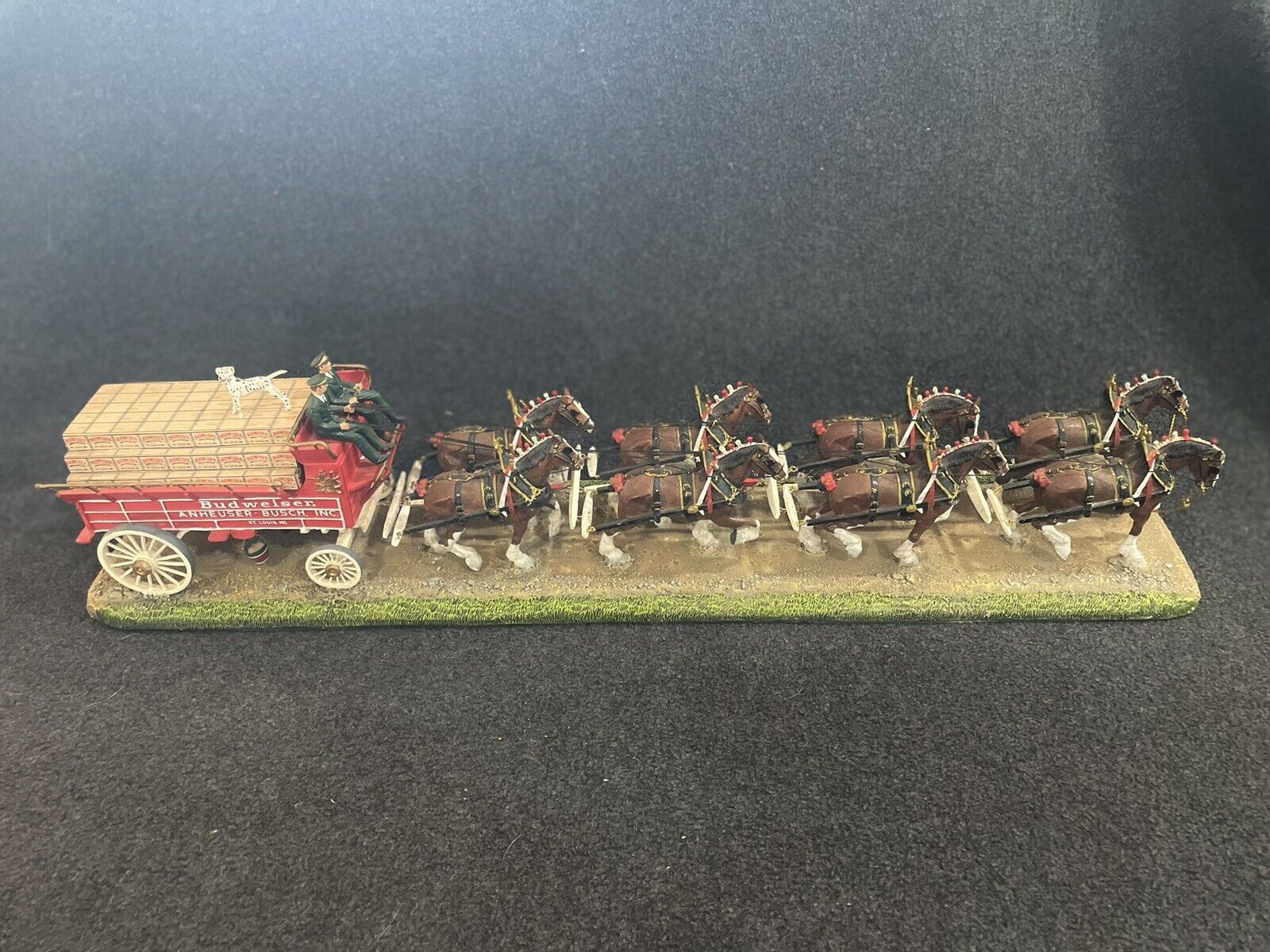 Budweiser Danbury Mint Clydesdales Large 20" Statue 2001