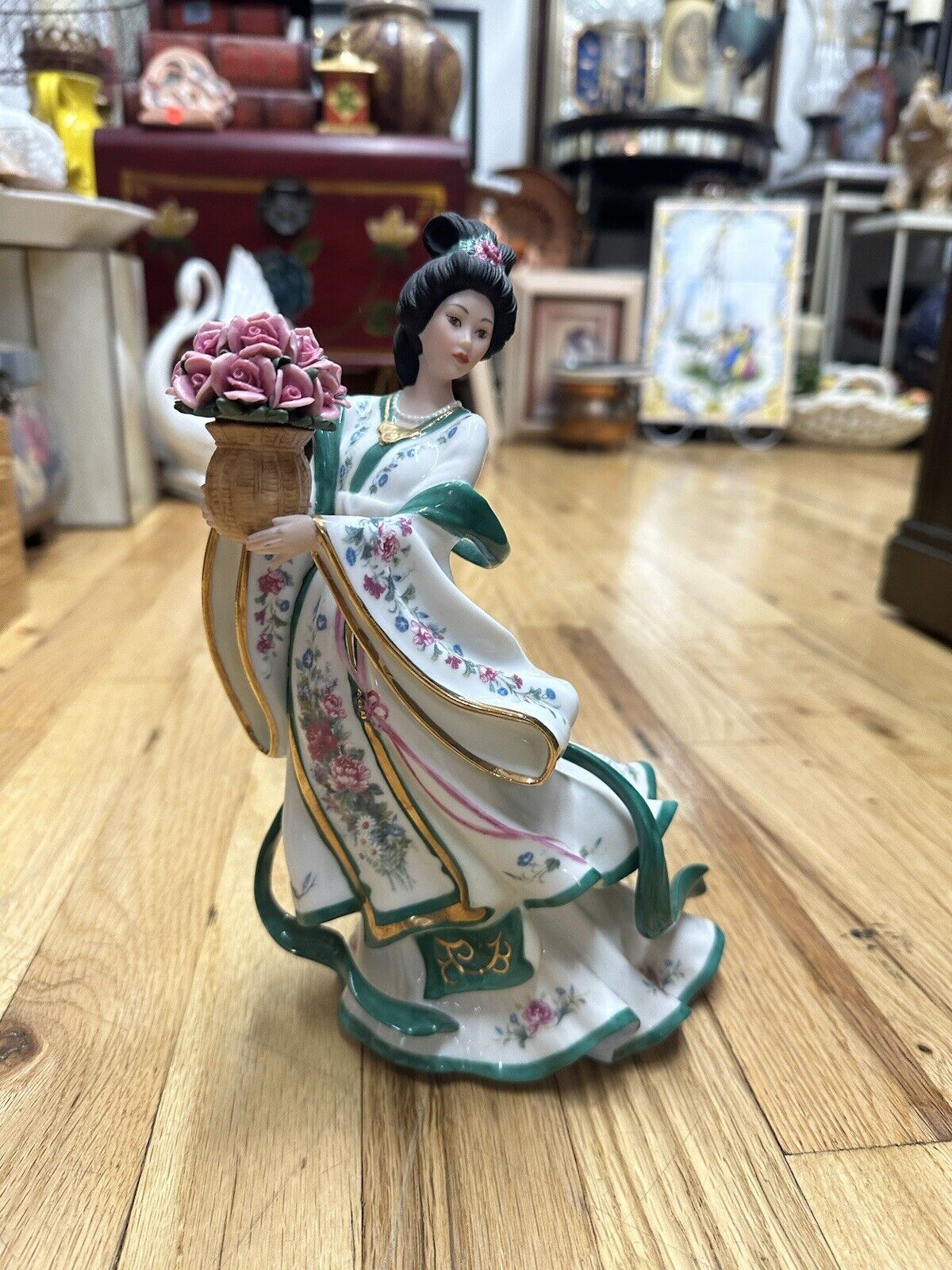 Danbury Mint Maidens The Rose Princess by Lena Liu 10" Geisha Porcelain Figurine