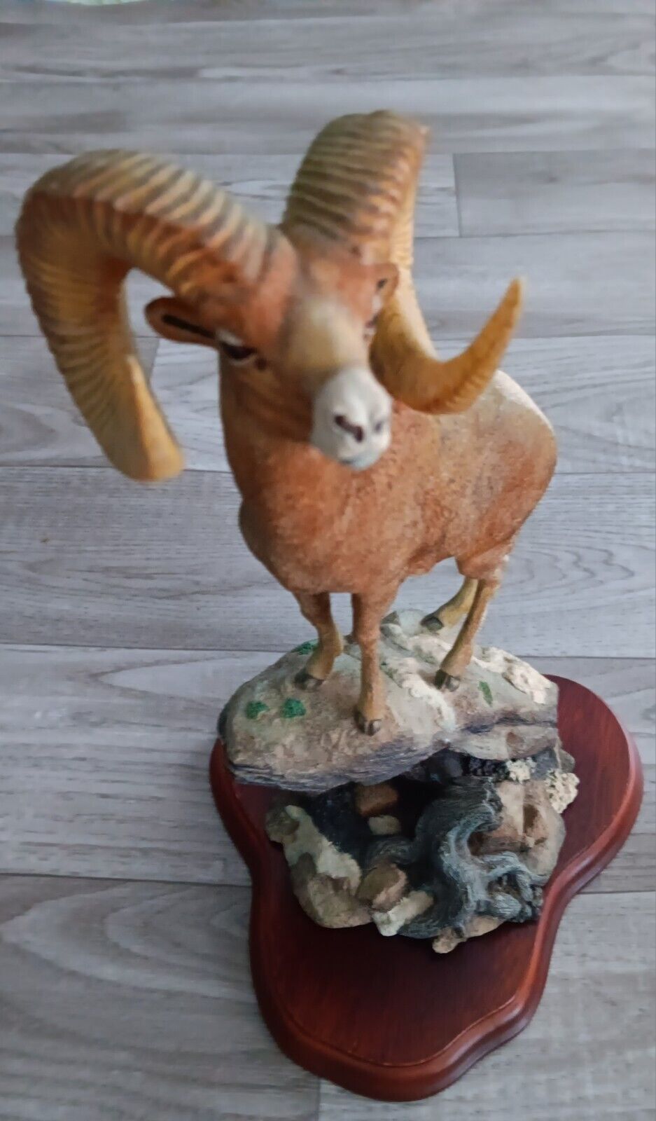 Big Horn Elk Danbury Mint Rocky Mountain On Stand