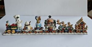 New  Doughboy Christmas Express 2002 of 6 pieces Train Set 2 pieces damaged