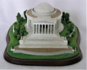 Danbury Mint Jefferson Memorial sculpture vintage new never displayed