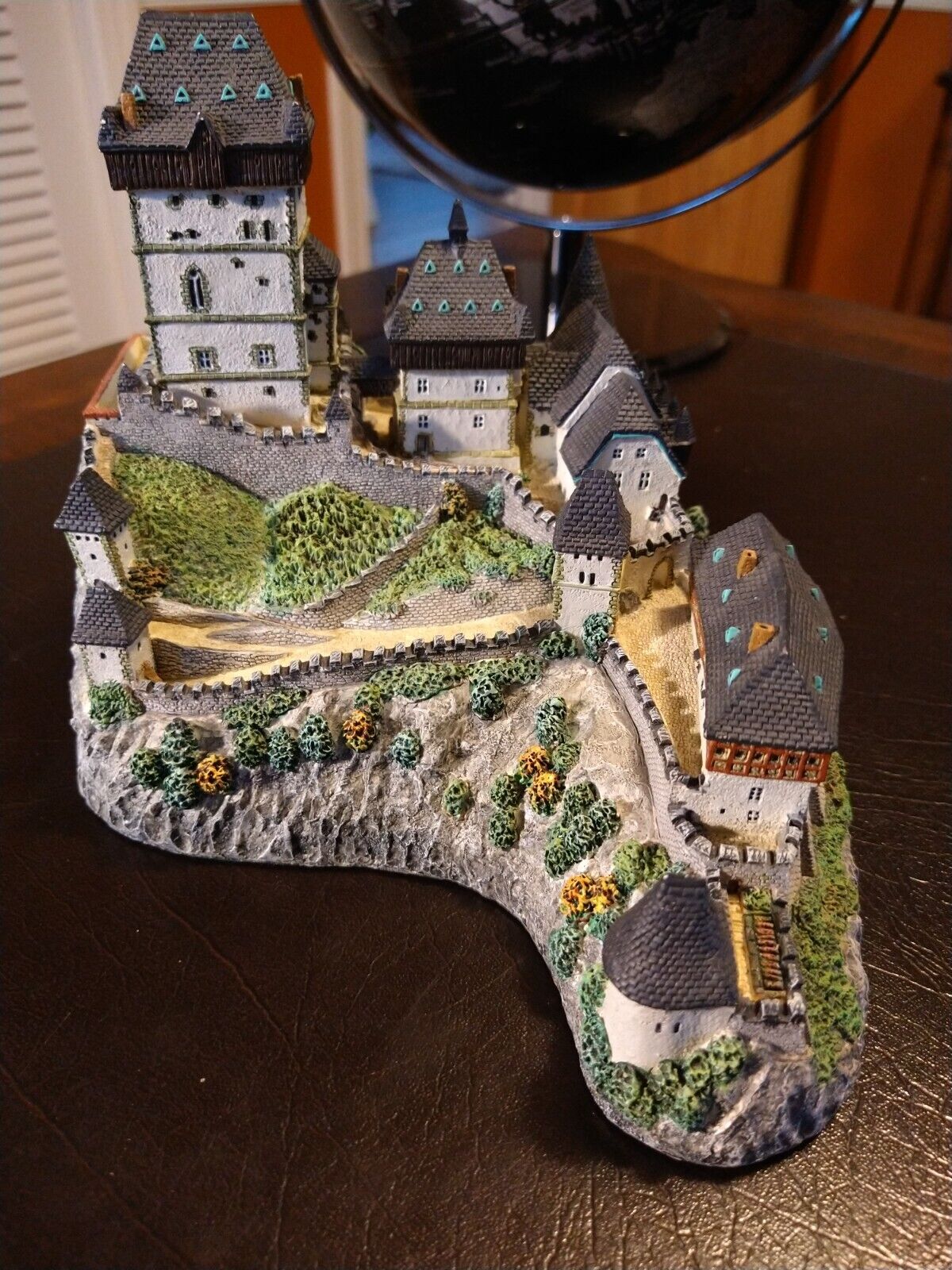 Danbury Mint Karlstejn Castle Enchanted Castles Of Europe Czech Republic 1994