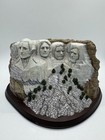 Danbury Mint Mount Rushmore Keystone South Dakota Landmark Figurine Sculpture