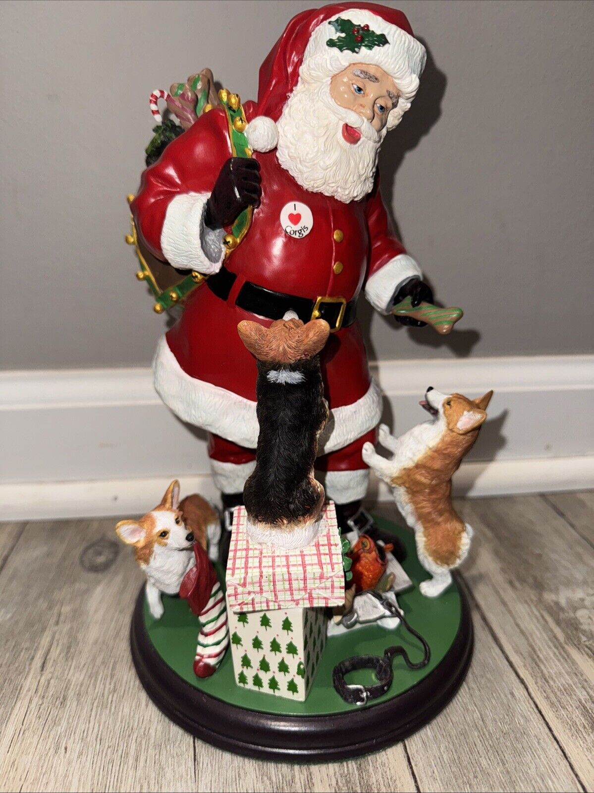 Danbury Mint Santa’s Little Corgis Figurine Christmas Collectible