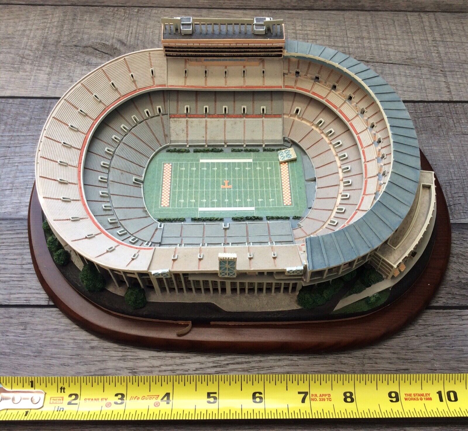 VERY RARE Danbury Mint Neyland Stadium Tennessee Volunteers DAMAGED