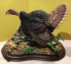 Large Turkey Figurine, Danbury Mint "Prize Gobbler", Beautiful Colors