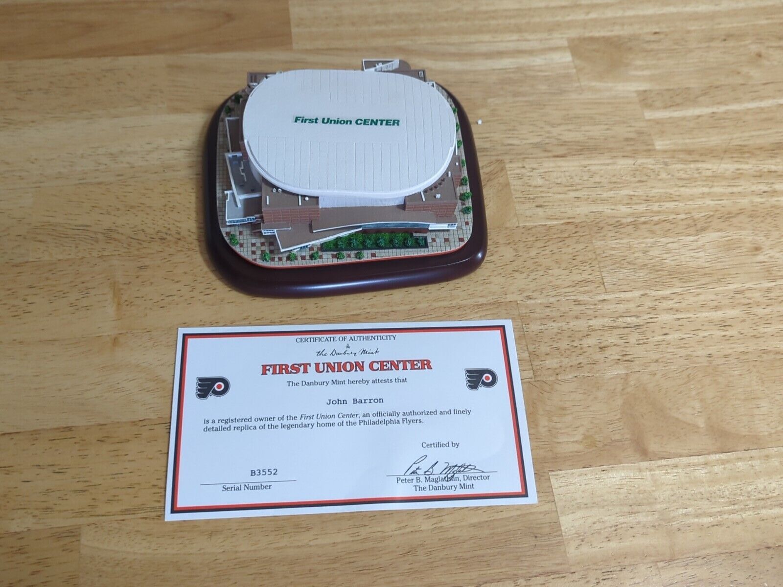 Danbury Mint Hockey Arena "Philadelphia Flyers First Union Center Arena"