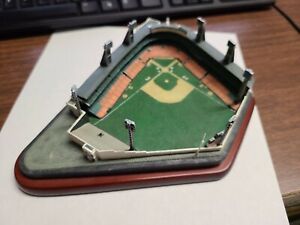 DANBURY MINT STADIUM REPLICA CROSLEY FIELD CINCINNATI REDS