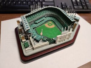 DANBURY MINT STADIUM REPLICA JACOBS FIELD CLEVELAND INDIANS