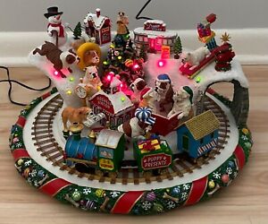 Danbury Mint “BULLDOG Christmas Wonderland” Train Light-Up Display Tested Works