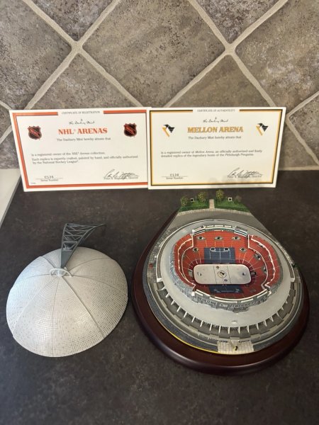 Danbury Mint Pittsburgh Penguins Mellon Arena Hockey Rink Stadium NHL Lemieux