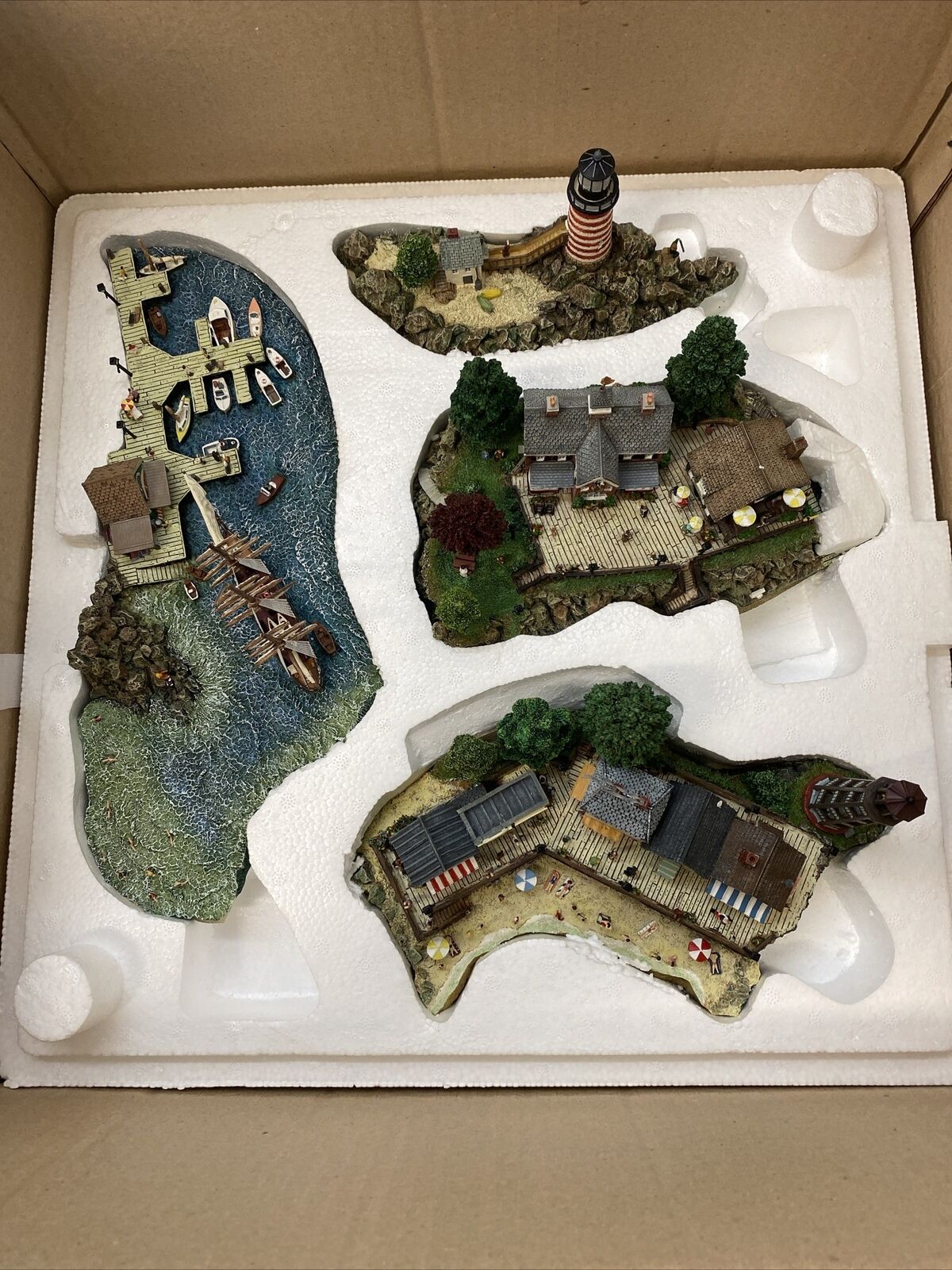 Danbury Mint Seaside town scenery Fisherman's Dock 4 piece set diorama model