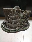 RARE DANBURY MINT LORD OF THE RINGS LIGHTED MINAS TIRITH PORCELAIN SCULPTURE