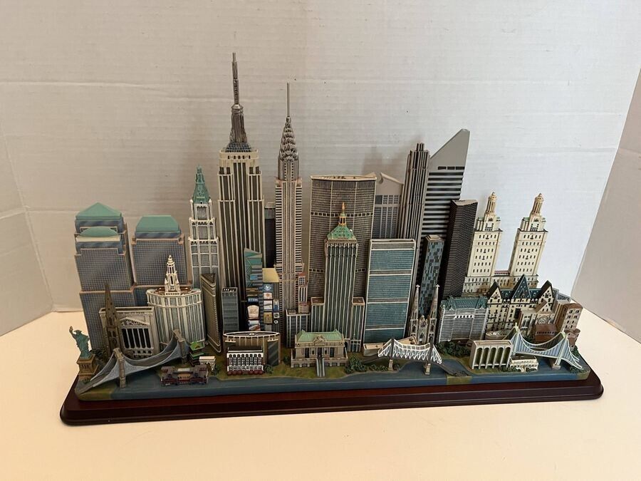 New York Skyline Sculpture By The Danbury Mint New York, New York Statue