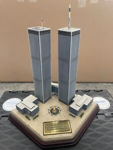 Danbury Mint Twin Towers Commemorative World Trade Center 911 Memorial
