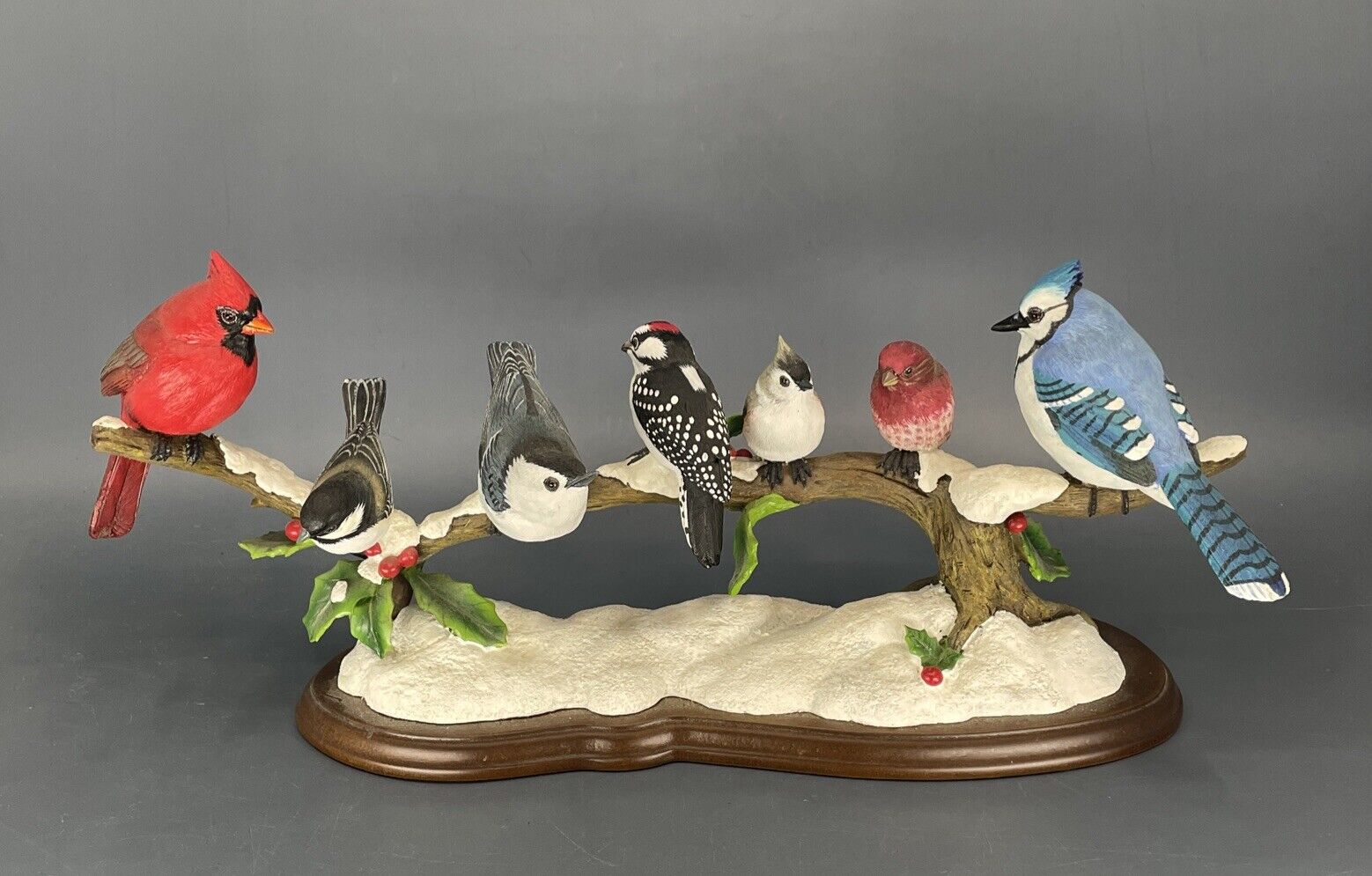 Winter Gathering Danbury Mint Songbirds on Branch Sculpture by Bob Guge 15"