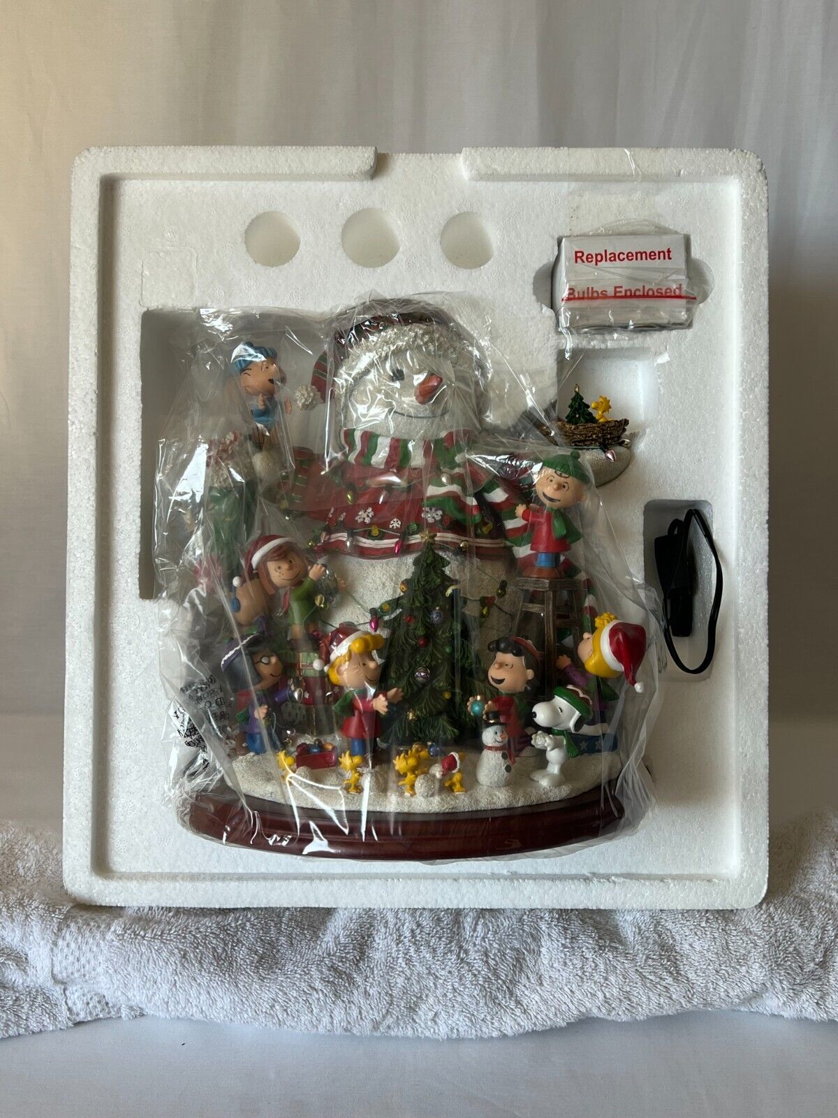 Danbury Mint The Peanuts Christmas Snowman