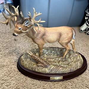 DANBURY MINT "MISSOURI GIANT" TROPHY BUCK DEER SCULPTURE BY RON VAN GILDER