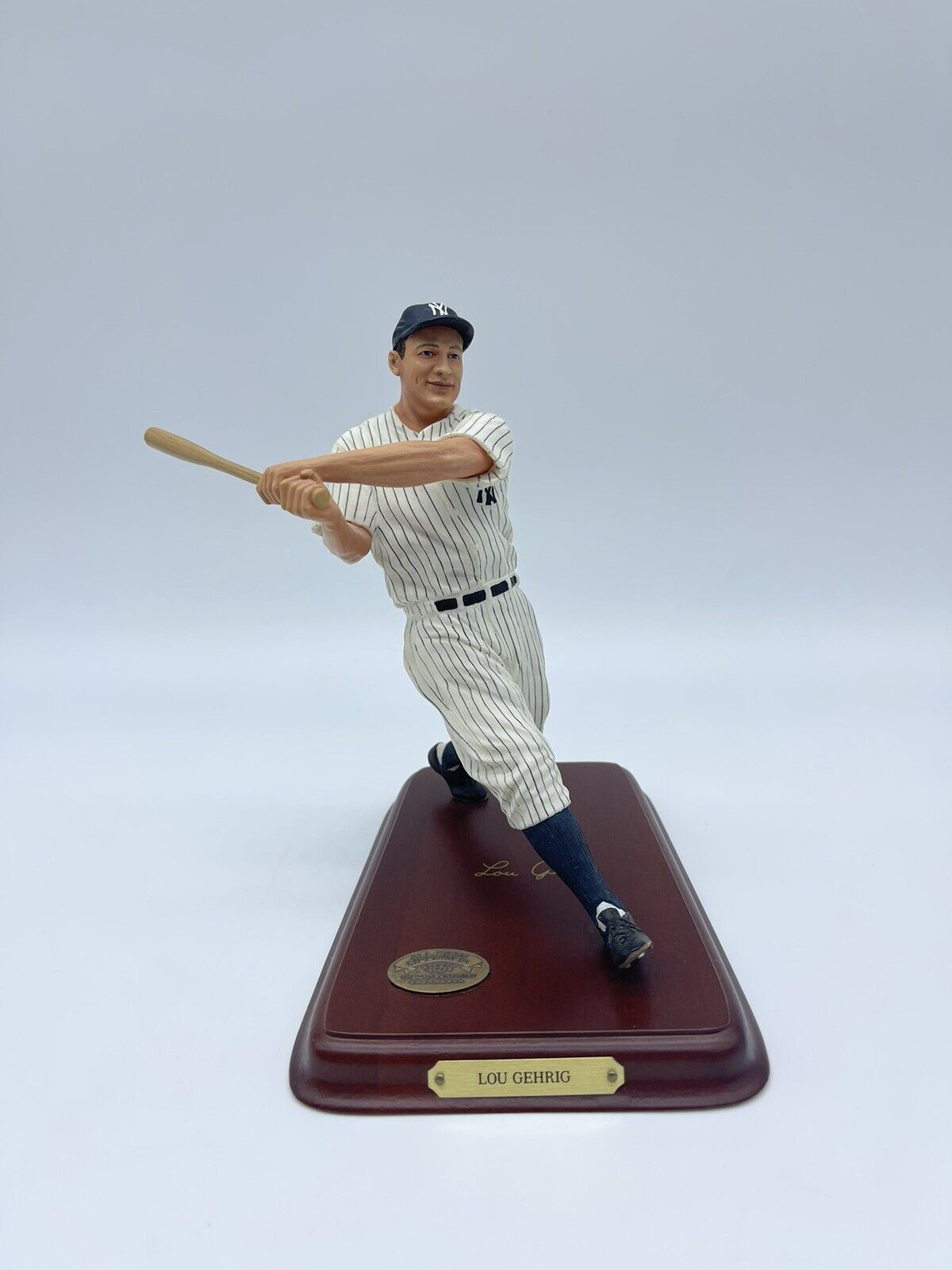 Lou Gehrig HOF N.Y. Yankees Danbury Mint All Star 8" Figurine