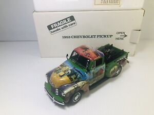 DANBURY MINT 1953 CHEVROLET "THE FARMER'S PICKUP" 1:24 PLEASE "READ" DESCRIPTION