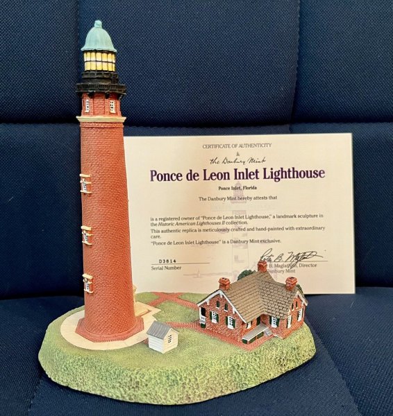 Ponce de Leon Inlet Lighthouse Danbury Mint Historic American Lighthouses COA