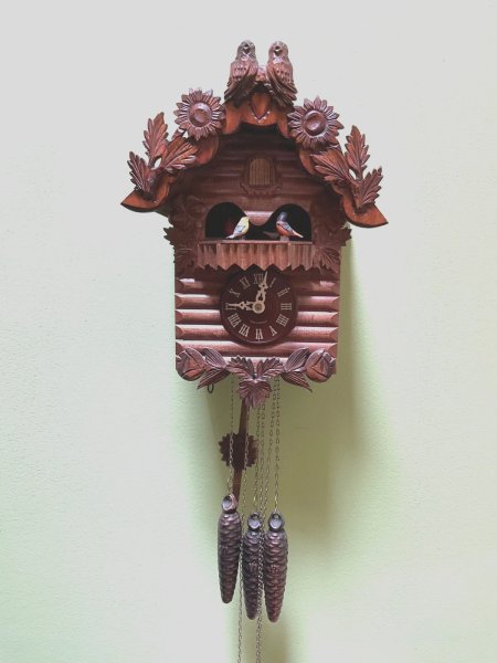 Black Forest The Songbird Cuckoo Clock Danbury Mint with certificate ???