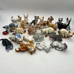 Vtg Danbury Mint Cats of Character Complete Set of 25 Figurines Fine Bone China