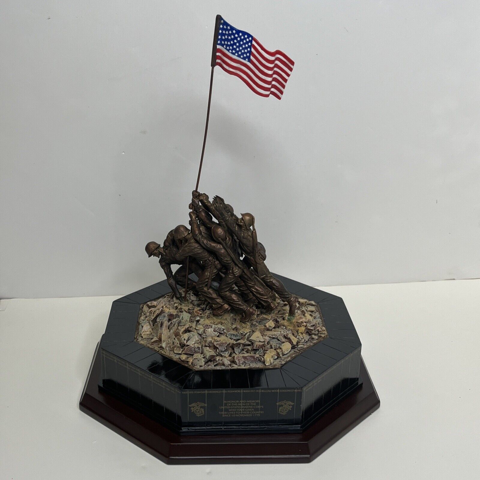 Danbury Mint Iwo Jima The Marine Corps War Memorial Flag Raising World War II