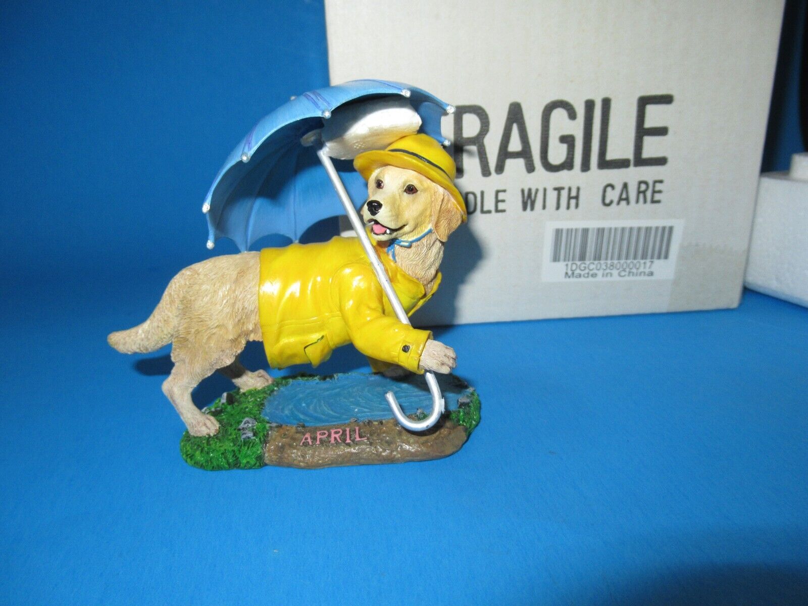 Danbury Mint Golden Retriever DOG month Perpetual Calendar figurine APRIL