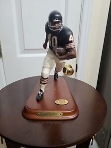 GALE SAYERS #40 CHICAGO BEARS ALL STAR FOOTBALL FIGURINE FROM THE DANBURY MINT