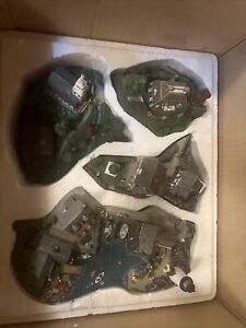 Danbury Mint Lighthouse Point 4 Piece set Colin Gough Fisherman’s Cove Village