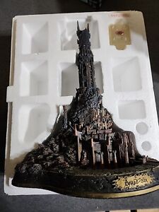 Danbury Mint Figurine Barad-Dur - The Dark Tower of Sauron  NM