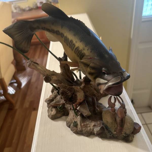 Danbury Mint Sudden Strike by George Kruth Freshwater Trophies Collection
