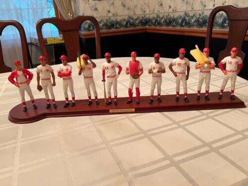 Cincinnati Reds 1975 Big Red Machine Danbury Mint Team Figurine COA - 1 Owner