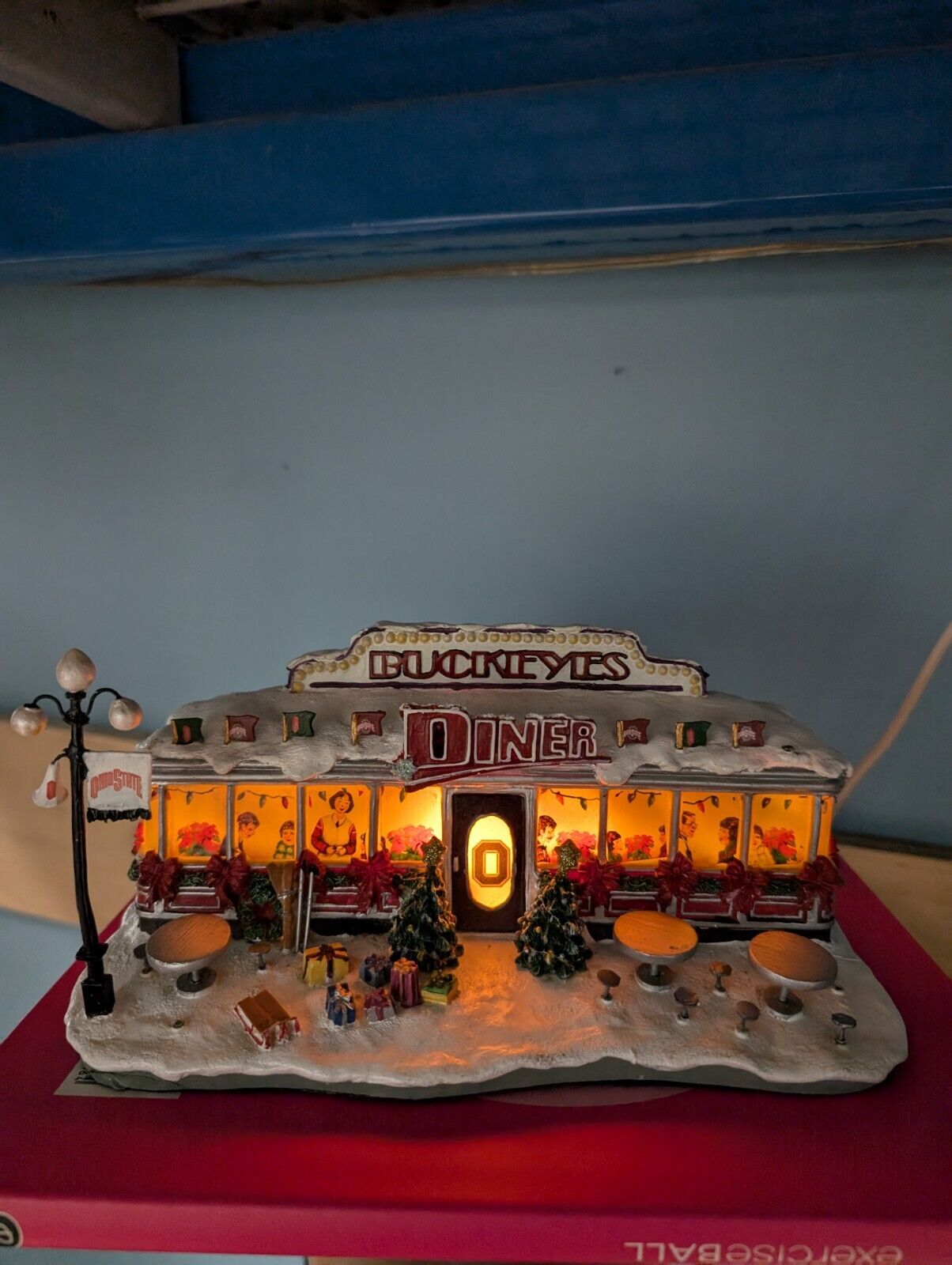 Danbury Mint Ohio State Buckeyes Diner Restaurant Football Christmas Village