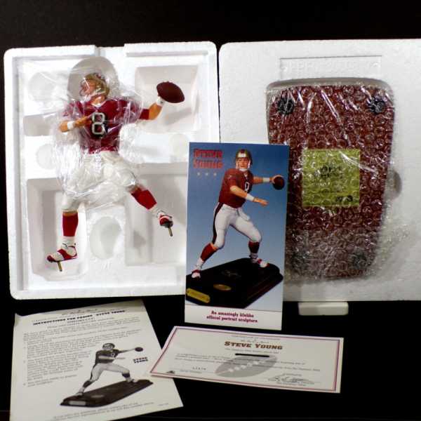 Danbury Mint STEVE YOUNG Figurine Statue SAN FRANCISCO 49ers 8 1/4" tall NFL