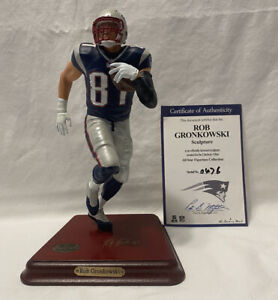 Danbury Mint Rob Gronkowski New England Patriots NFL Figurine Statue 9” With COA