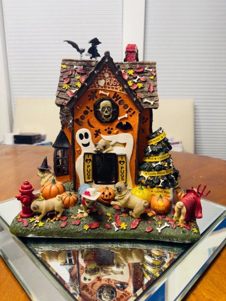 Danbury Mint THE PUG HAUNTED HOUSE Retired and Rare
